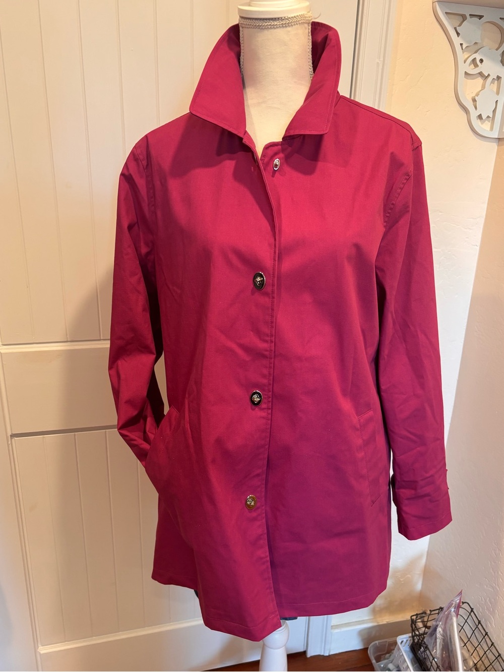 NWT-Dennis Basso Raspberry Pink Trench Coat Abstract Print Lining Size L